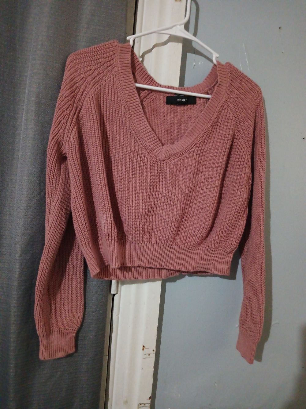 Forever 21 Dusty Rose V-Neck Knit Sweater
